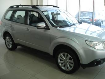 2011 Subaru Forester Photos