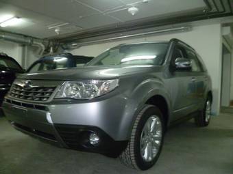 2011 Subaru Forester Pictures