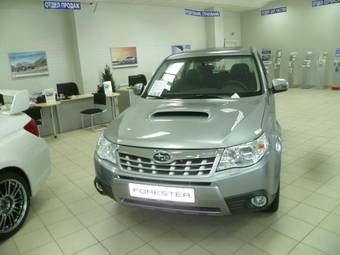 2011 Subaru Forester Pictures