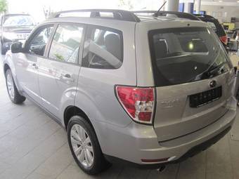 2011 Subaru Forester Pictures