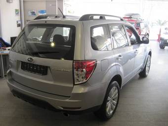 2011 Subaru Forester Photos