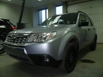 2011 Subaru Forester Photos