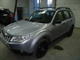 2011 Subaru Forester Photos