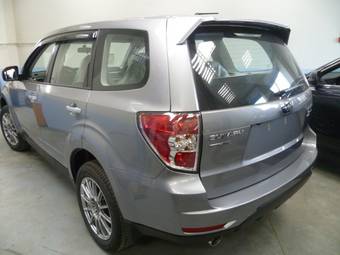 2011 Subaru Forester Pictures