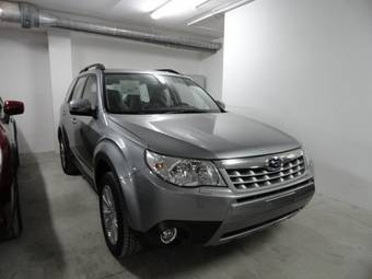 2011 Subaru Forester Pictures