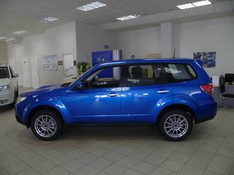 2011 Subaru Forester Images