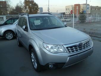 2011 Subaru Forester Photos