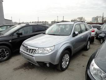 2011 Subaru Forester Photos