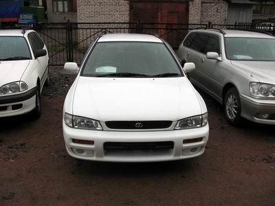 1999 Subaru Impreza Pictures