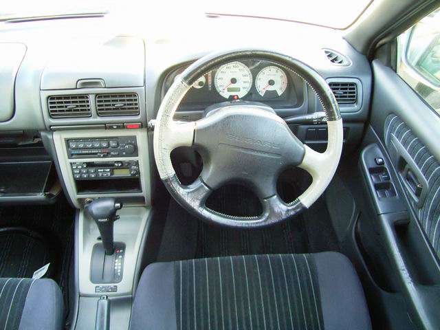 1999 Subaru Impreza Pictures
