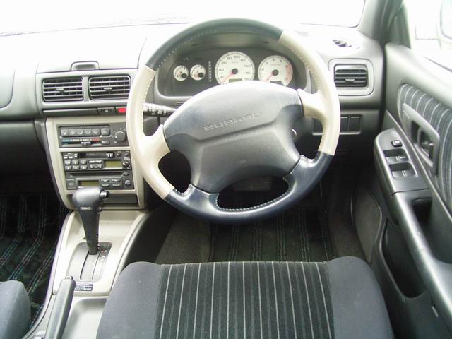 1999 Subaru Impreza Photos