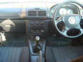 1999 Subaru Impreza Pictures