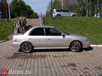1999 Subaru Impreza Pictures