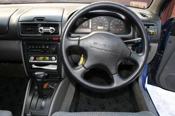 1999 Subaru Impreza Pictures