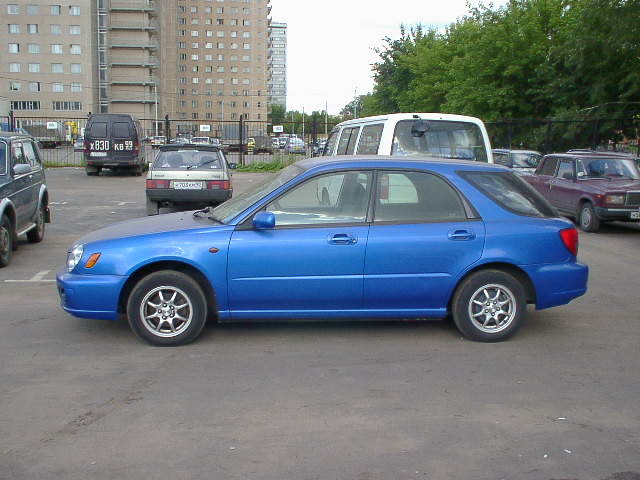 2000 Subaru Impreza Pictures