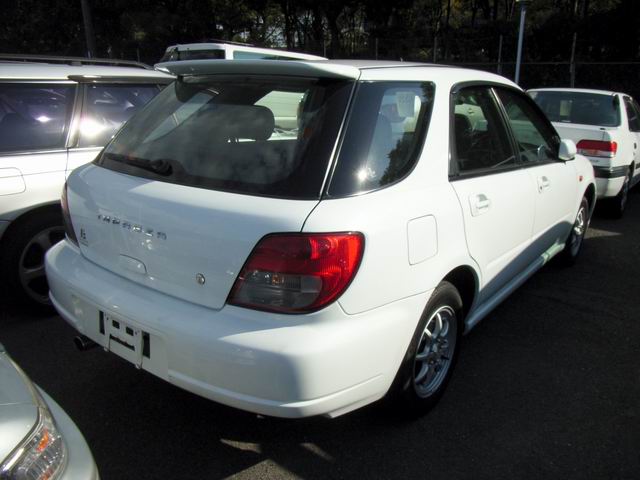 2000 Subaru Impreza Photos