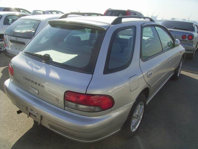 2000 Subaru Impreza Photos