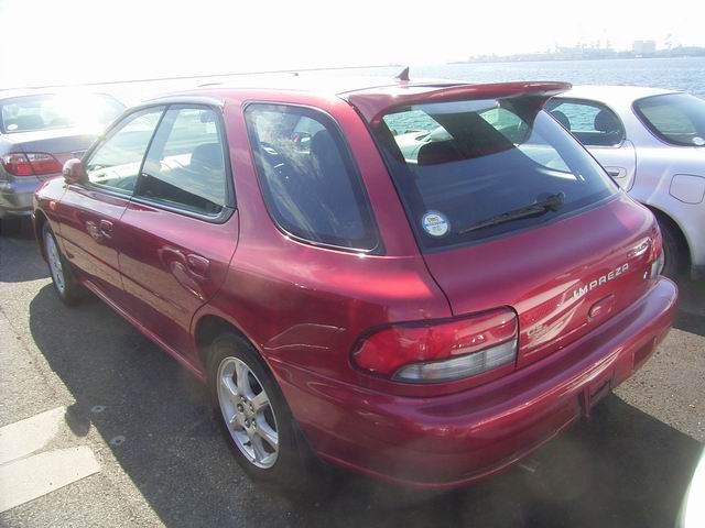 2000 Subaru Impreza Photos