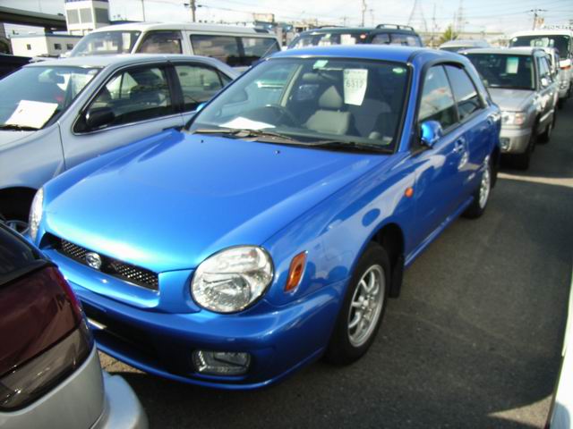 2000 Subaru Impreza Pictures