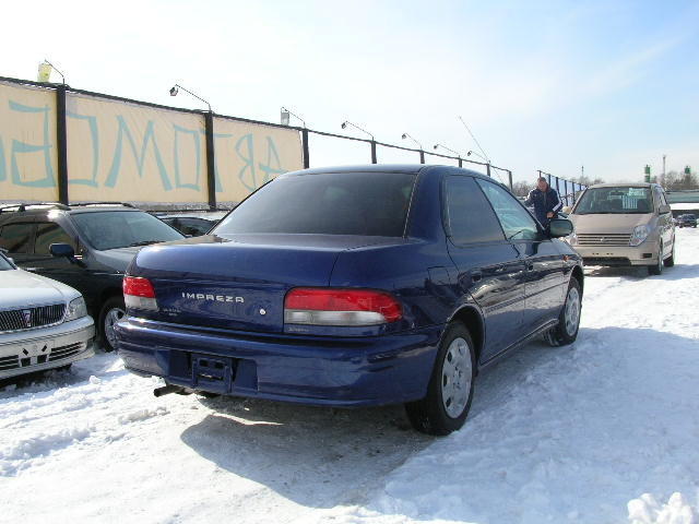 2000 Subaru Impreza Photos