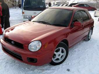 2000 Subaru Impreza Pictures