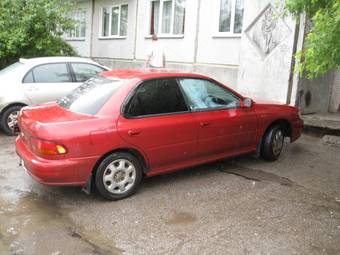 2000 Subaru Impreza Pictures