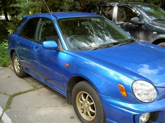 2000 Subaru Impreza Pictures