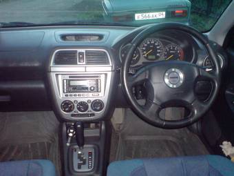 2000 Subaru Impreza Pictures