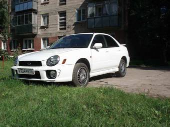 2000 Subaru Impreza Pictures