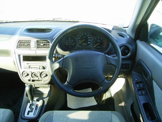 2001 Subaru Impreza Pictures