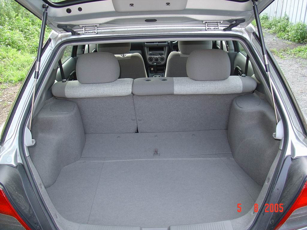 2002 Subaru Impreza Images