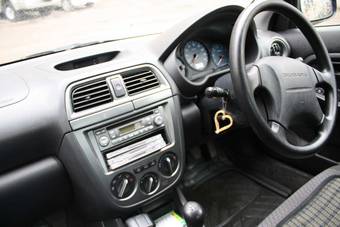 2003 Subaru Impreza Photos