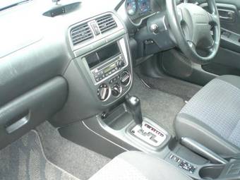 2003 Subaru Impreza Pictures