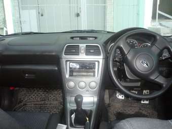 2004 Subaru Impreza Pictures