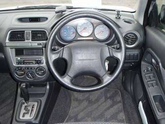 2004 Subaru Impreza Pictures