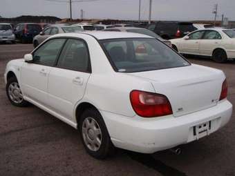 2004 Subaru Impreza Photos