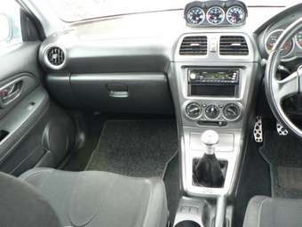 2004 Subaru Impreza Pictures