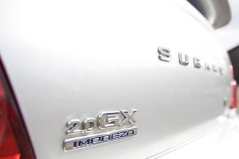 2004 Subaru Impreza Photos