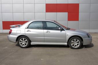 2004 Subaru Impreza Pictures