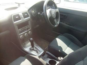 2004 Subaru Impreza Photos