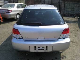 2004 Subaru Impreza Photos