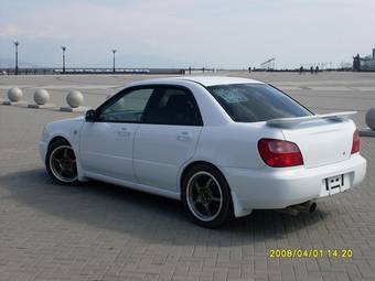 2004 Subaru Impreza Photos