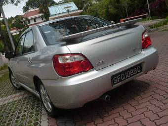 2004 Subaru Impreza Pictures