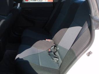 2004 Subaru Impreza Photos