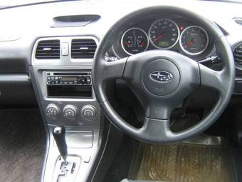 2004 Subaru Impreza Pics