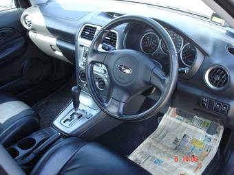 2004 Subaru Impreza Photos