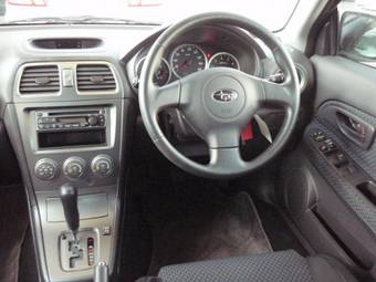 2005 Subaru Impreza Pictures