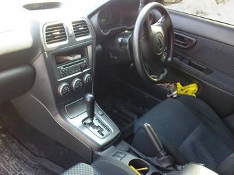 2005 Subaru Impreza Images