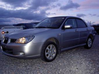 2005 Subaru Impreza Pictures