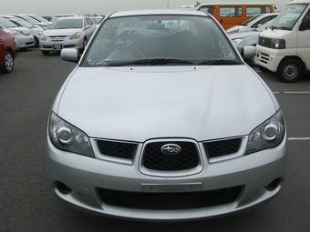 2005 Subaru Impreza Photos